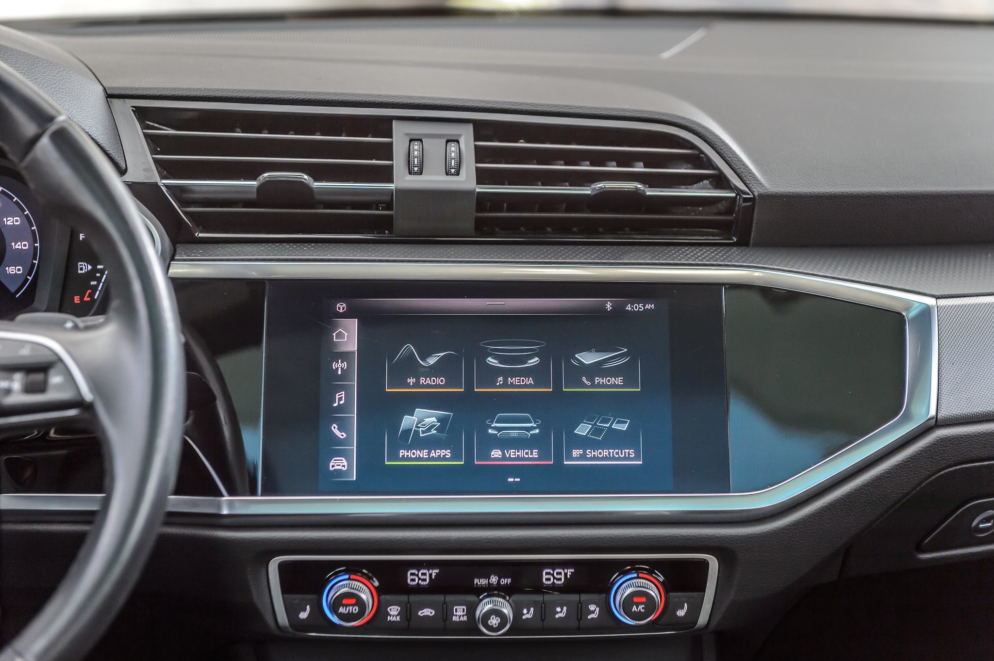 2021 Audi Q3 S line Premium Plus photo 24