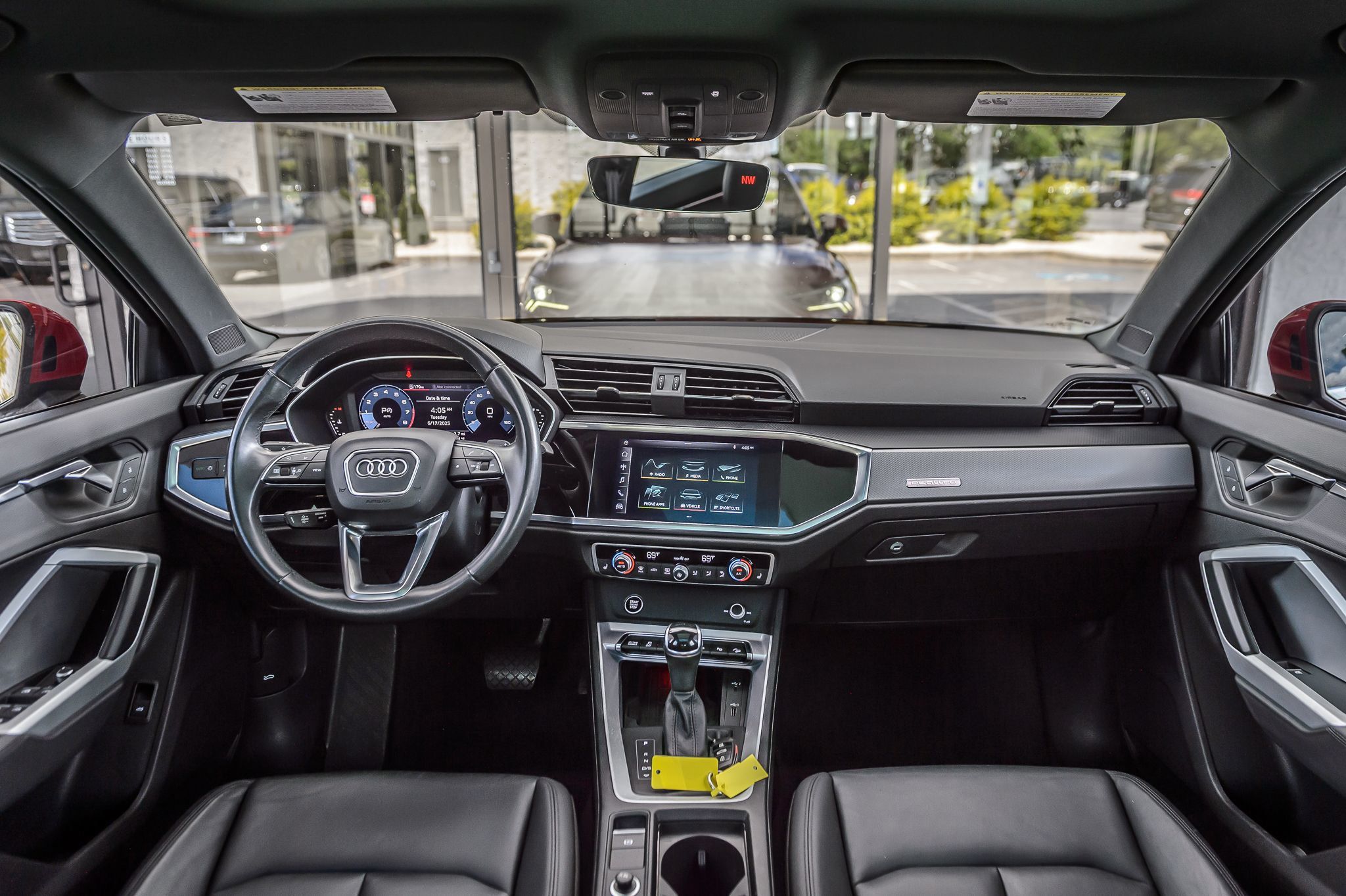 2021 Audi Q3 S line Premium Plus photo 3