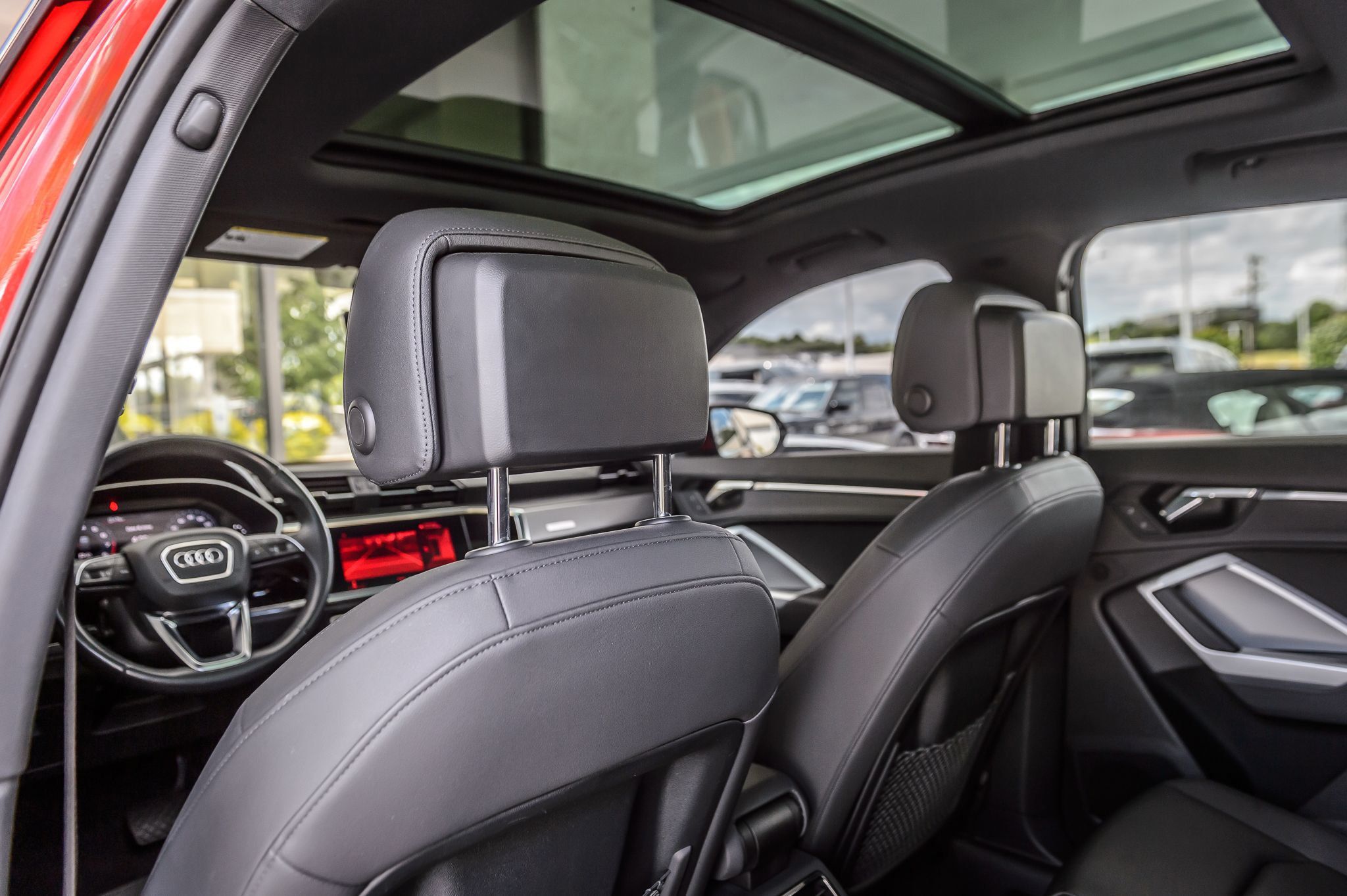 2021 Audi Q3 S line Premium Plus photo 32