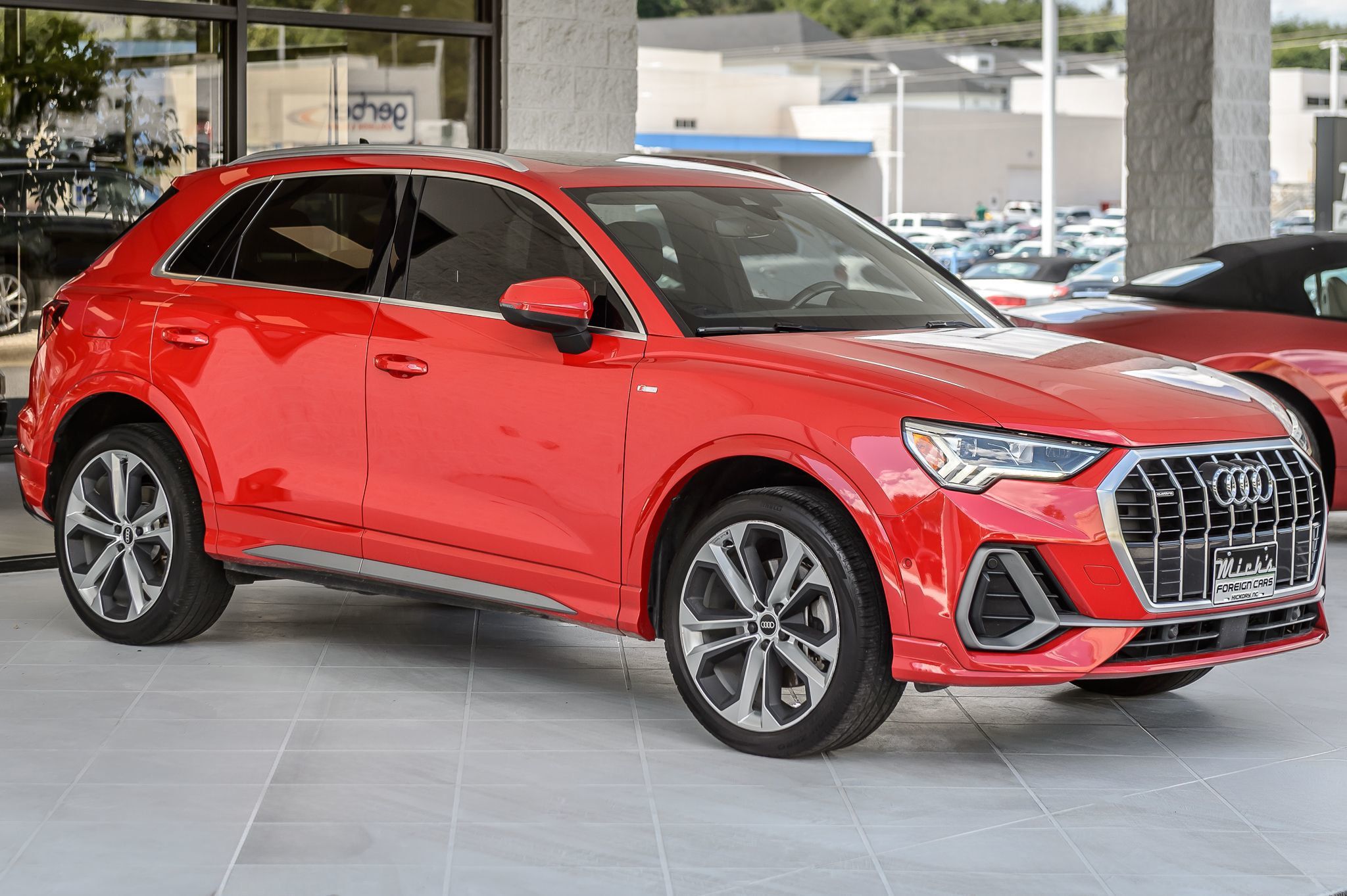 2021 Audi Q3 S line Premium Plus photo 4