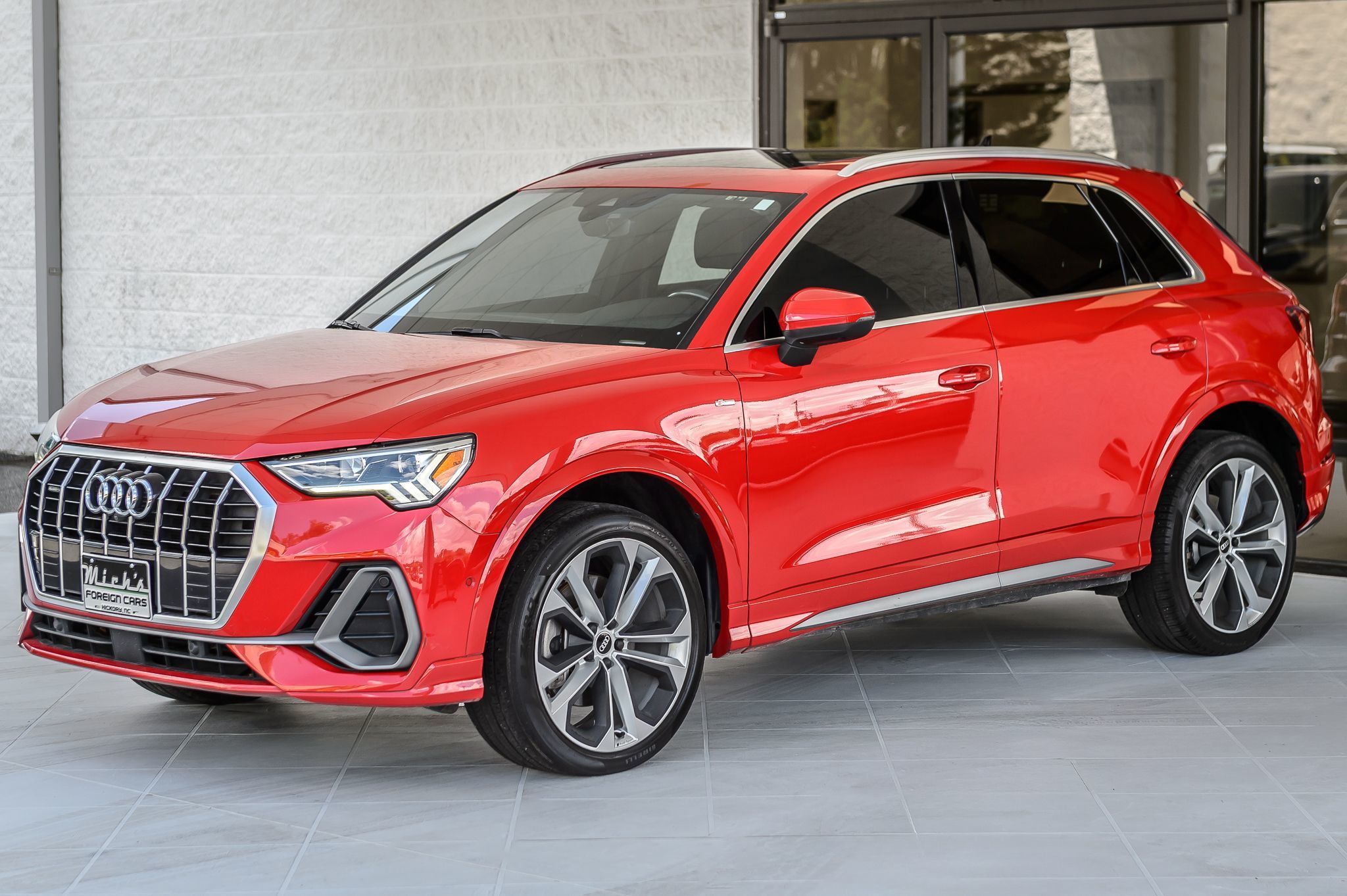2021 Audi Q3 S line Premium Plus photo 6