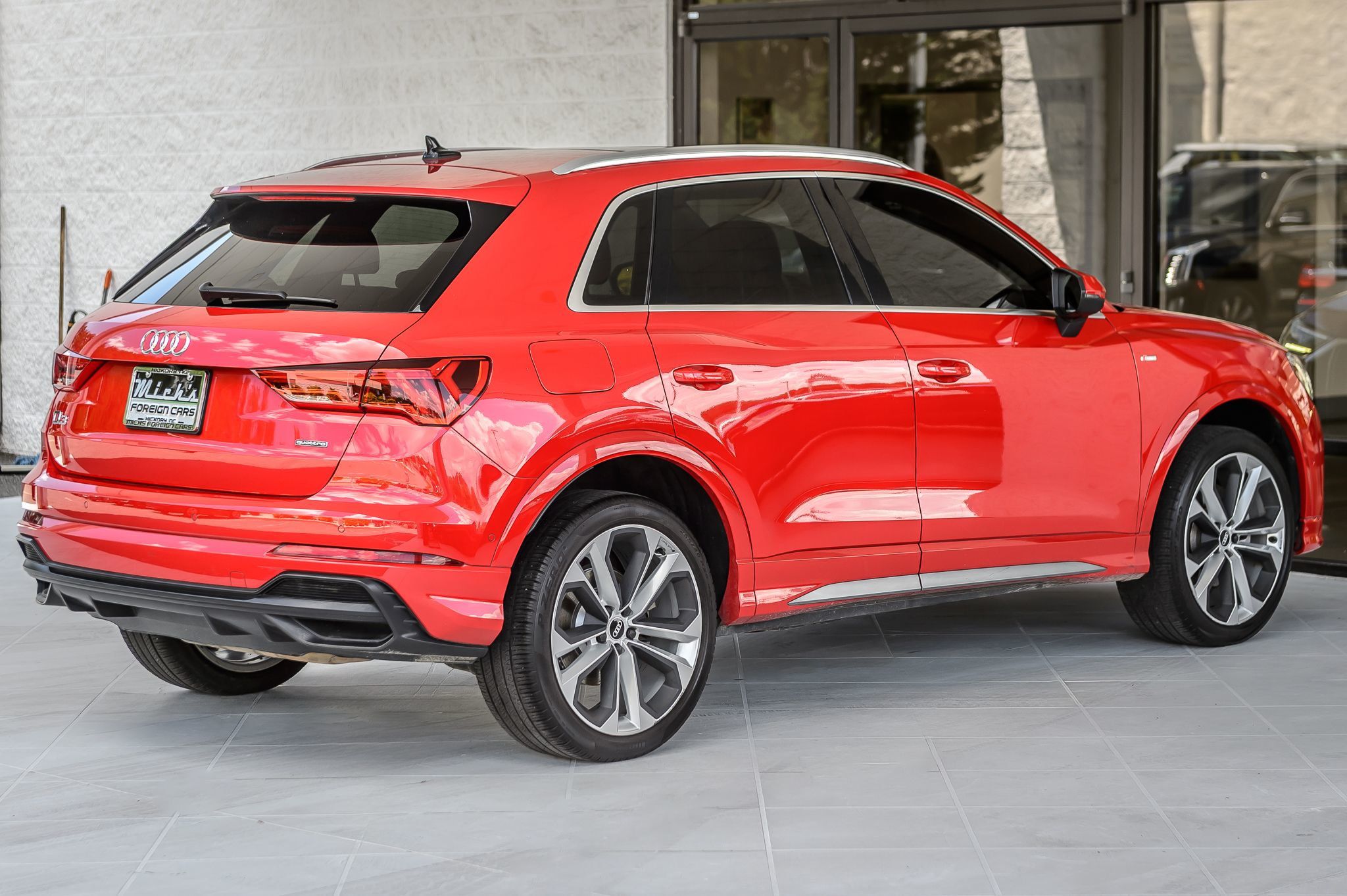 2021 Audi Q3 S line Premium Plus photo 9