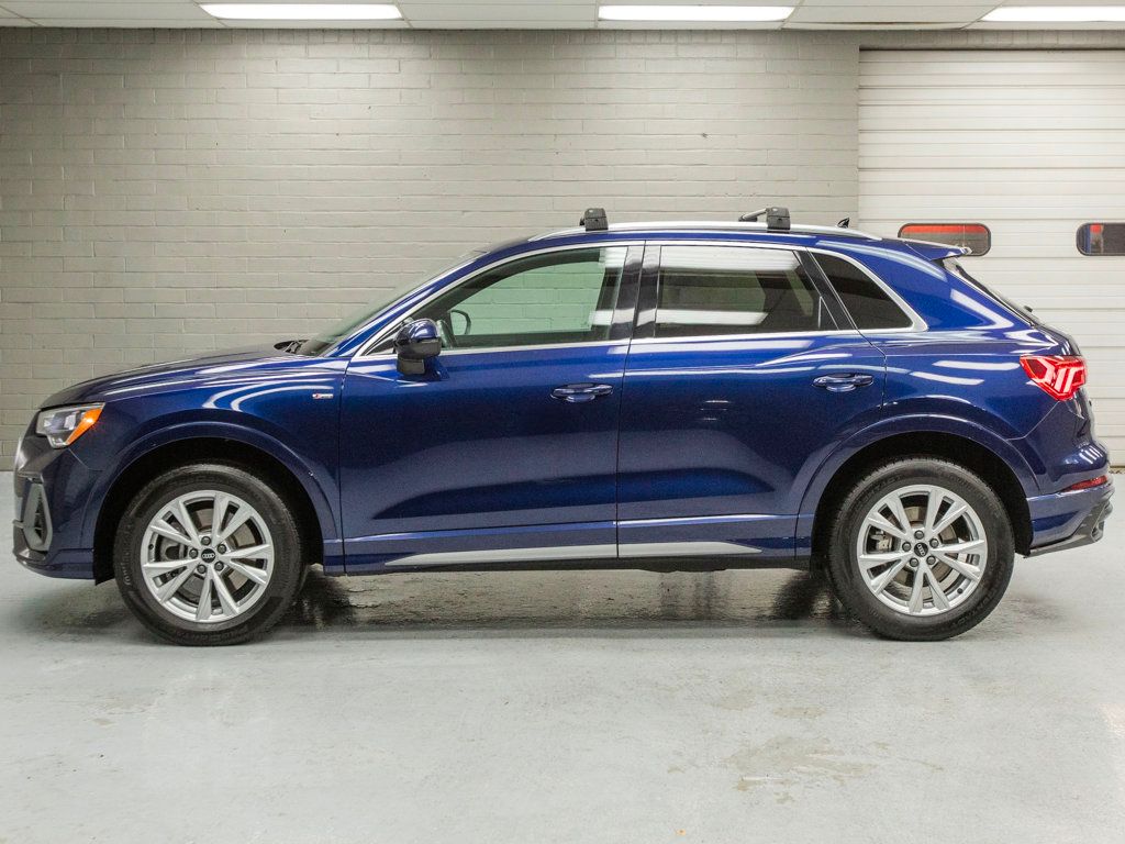 2021 Audi Q3 S line Premium 45 TFSI photo 3