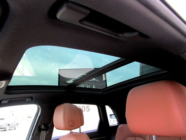 2021 Audi Q3 S line Premium 45 TFSI quattro - 22947568 - 27