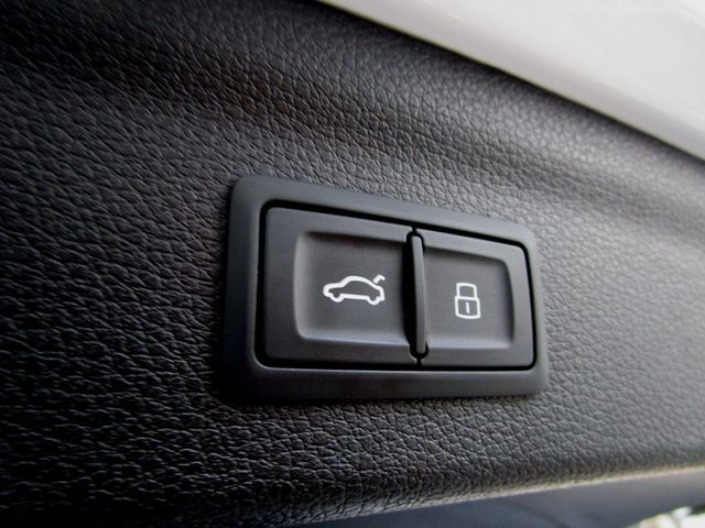 2021 Audi Q3 S line Premium 45 TFSI quattro - 22947568 - 32