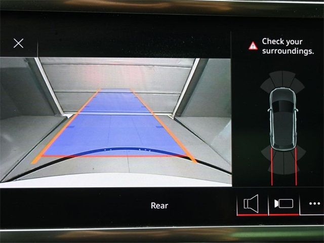 2021 Audi Q3 S line Premium 45 TFSI quattro - 22955431 - 24