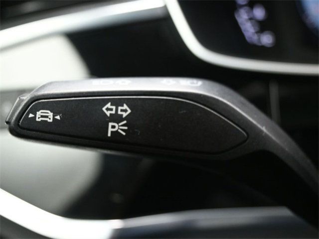 2021 Audi Q3 S line Premium 45 TFSI quattro - 22955431 - 28