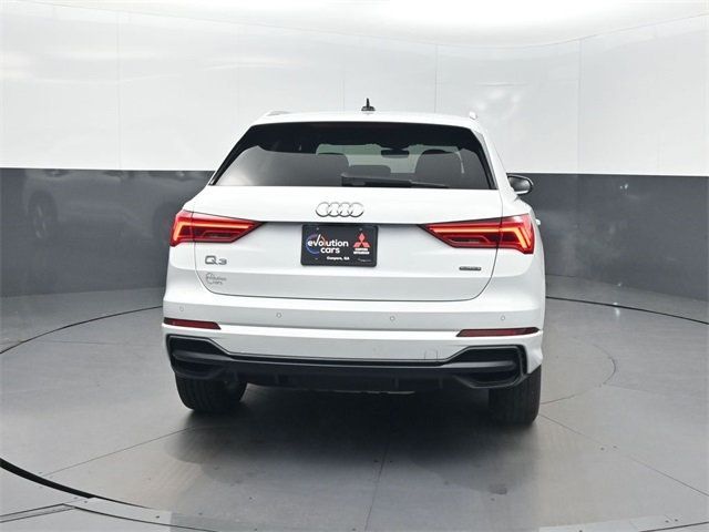 2021 Audi Q3 S line Premium 45 TFSI quattro - 22955431 - 32