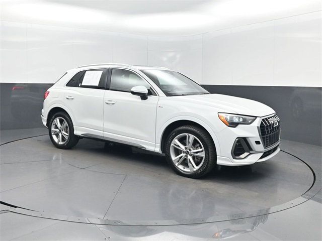 2021 Audi Q3 S line Premium 45 TFSI quattro - 22955431 - 35