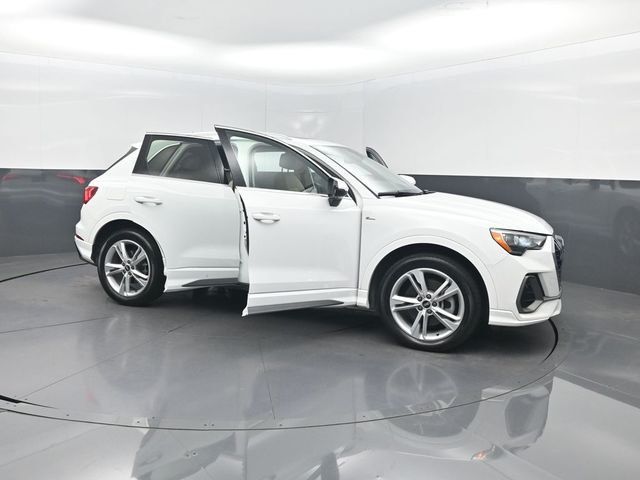 2021 Audi Q3 S line Premium 45 TFSI quattro - 23050841 - 35