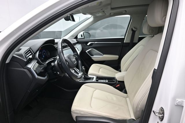 2021 Audi Q3 S line Premium 45 TFSI quattro - 23050841 - 6