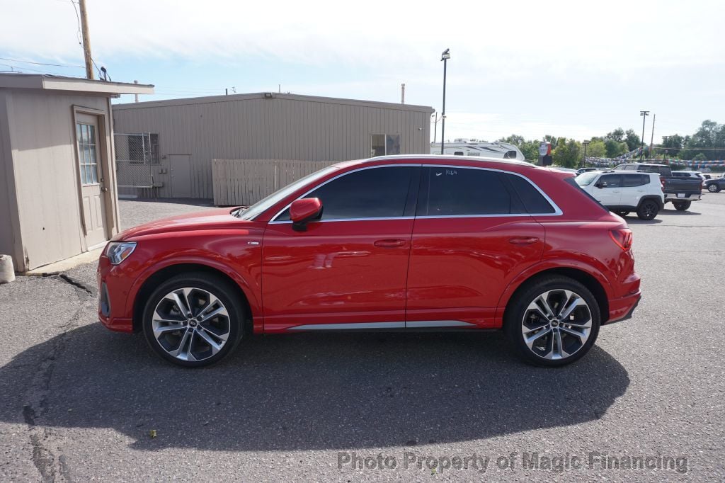 2021 Audi Q3 S line Premium Plus 45 TFSI quattro - 22915637 - 1