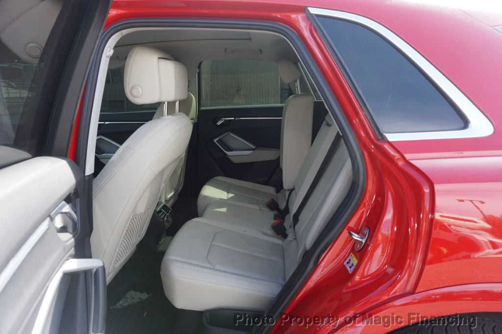 2021 Audi Q3 S line Premium Plus 45 TFSI quattro - 22915637 - 4