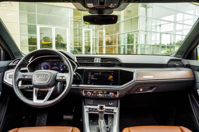 2021 Audi Q3 S line Premium Plus 45 TFSI quattro - 23040657 - 4