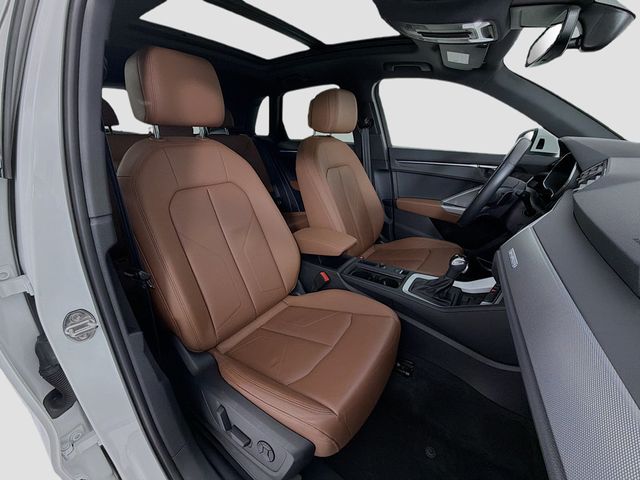 2021 Audi Q3 S line Premium Plus 45 TFSI quattro - 22967602 - 30