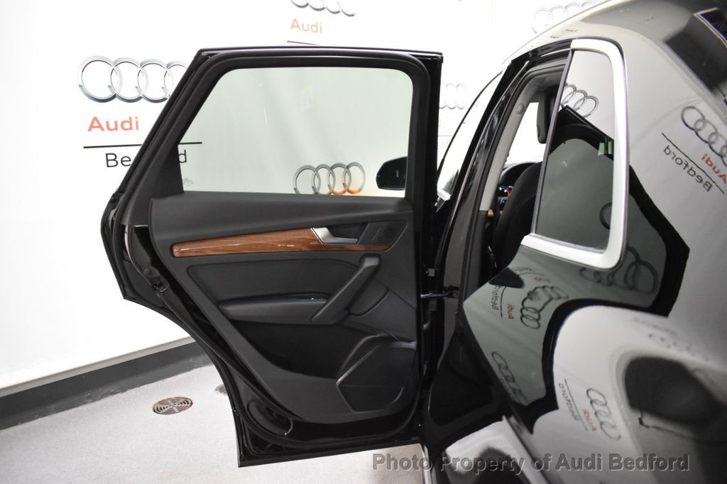 2021 Audi Q5 Premium 45 TFSI quattro - 20726781 - 24