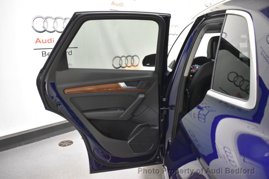 2021 Audi Q5 Premium 45 TFSI quattro - 20763524 - 24