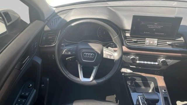 2021 Audi Q5 Premium 45 TFSI quattro - 23003863 - 9