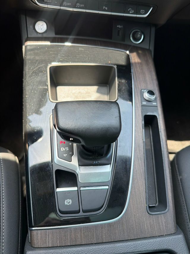 2021 Audi Q5 Premium 45 TFSI quattro - 23049100 - 19