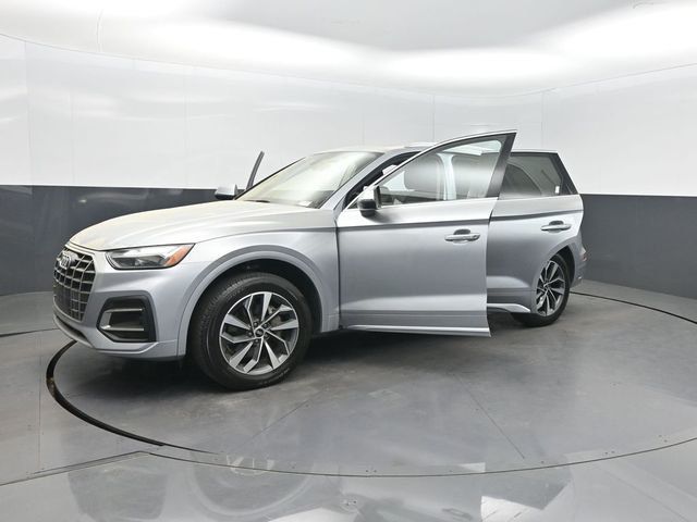 2021 Audi Q5 Premium 45 TFSI quattro - 22999931 - 38