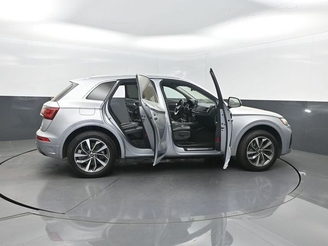 2021 Audi Q5 Premium 45 TFSI quattro - 22999931 - 39