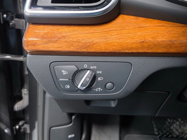 2021 Audi Q5 Premium 55 TFSI e quattro - 22927461 - 11