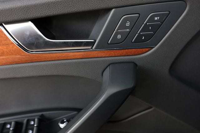 2021 AUDI Q5 Premium Plus 45 TFSI quattro - 23035492 - 11