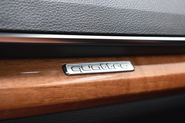 2021 Audi Q5 Premium Plus 45 TFSI quattro - 22920622 - 25