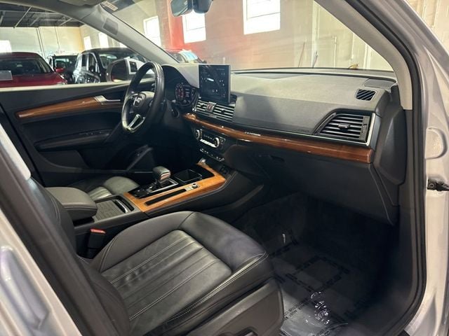 2021 Audi Q5 Premium Plus 45 TFSI quattro - 23011730 - 56