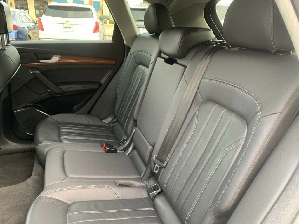 2021 Audi Q5 Premium Plus 45 TFSI photo 4