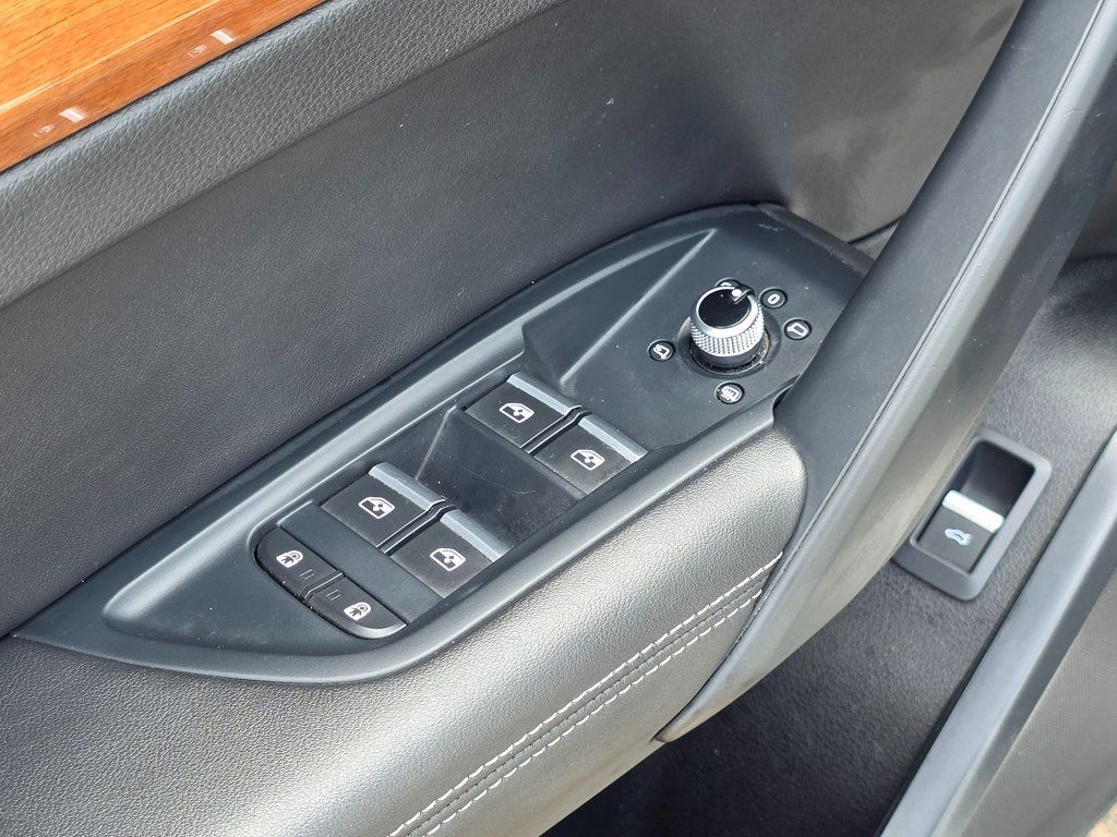 2021 Audi Q5 Premium Plus 45 TFSI quattro - 22855669 - 31