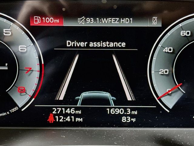 2021 Audi Q5 Premium Plus 45 TFSI quattro - 23101099 - 11