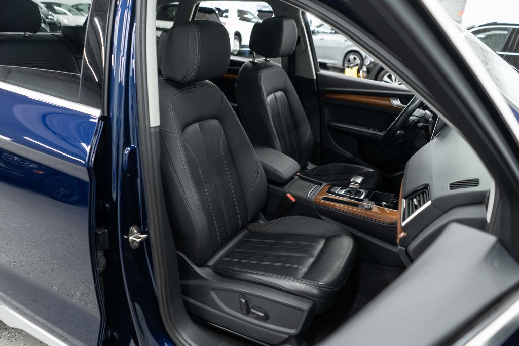 2021 Audi Q5 Premium Plus 45 TFSI photo 11
