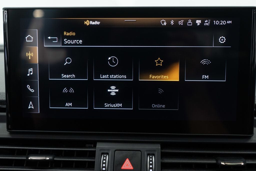 2021 Audi Q5 Premium Plus 45 TFSI photo 23
