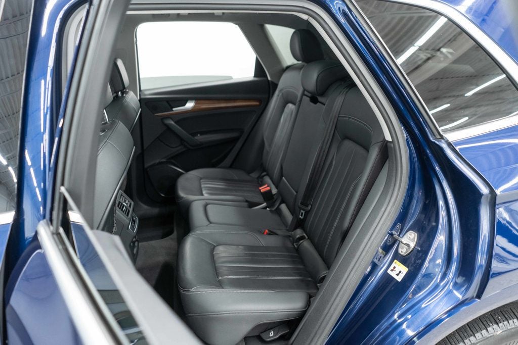 2021 Audi Q5 Premium Plus 45 TFSI photo 28