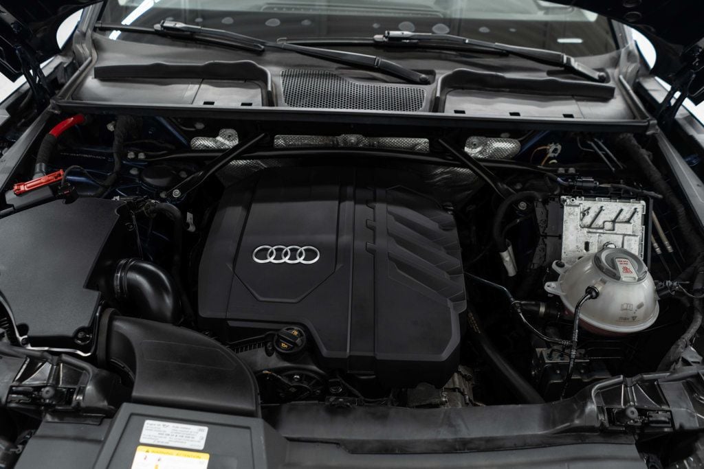 2021 Audi Q5 Premium Plus 45 TFSI photo 38