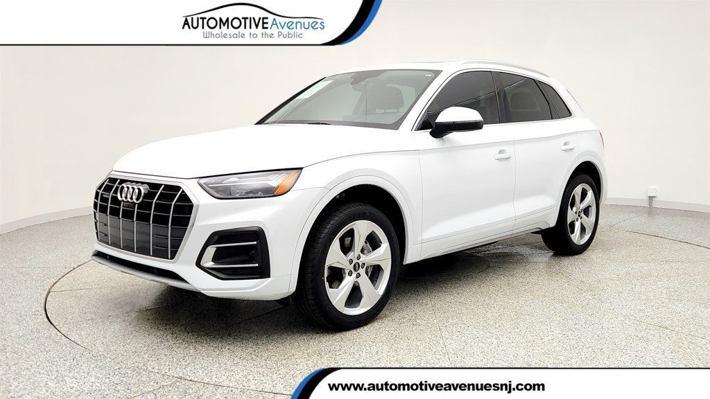 2021 Audi Q5 Premium Plus 45 TFSI quattro w/ Warm Weather Pkg & 20'' Wheels - 23000645 | Video 1