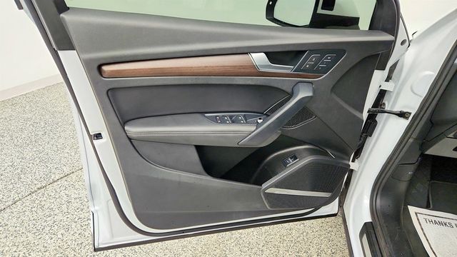 2021 Audi Q5 Premium Plus 45 TFSI quattro w/ Warm Weather Pkg & 20'' Wheels - 23000645 - 10