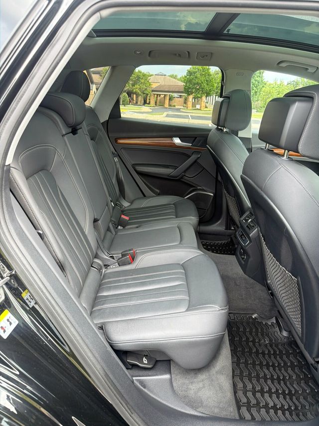 2021 Audi Q5 Premium Plus 55 TFSI e quattro - 23049677 - 13