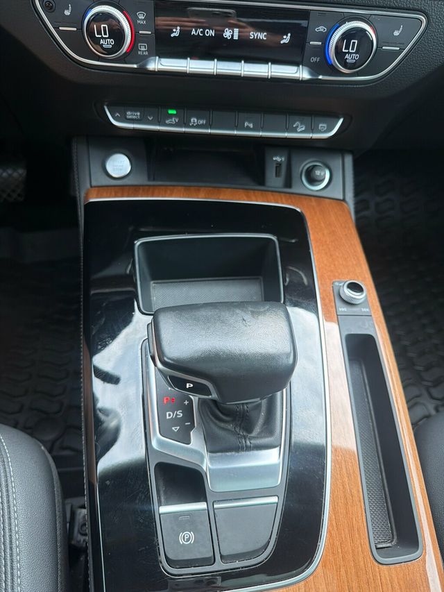 2021 Audi Q5 Premium Plus 55 TFSI e quattro - 23049677 - 17