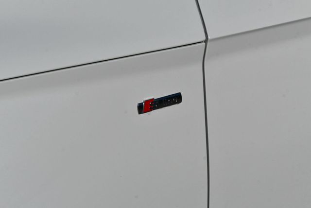 2021 Audi Q5 Premium Plus 55 TFSI e quattro W/Navigation & Warm Weather Pkg - 23005704 - 42