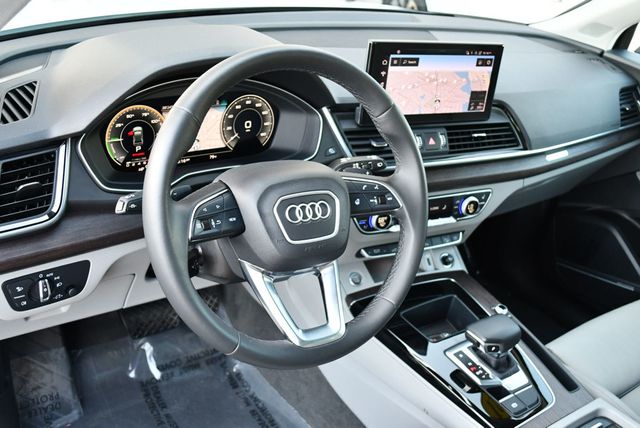 2021 Audi Q5 Premium Plus 55 TFSI e quattro W/Navigation & Warm Weather Pkg - 23005704 - 45