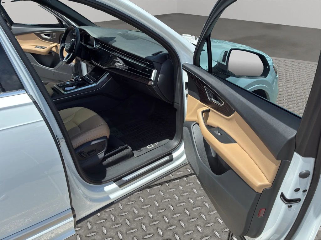 2021 Audi Q7 Premium 55 TFSI quattro - 23054099 - 17