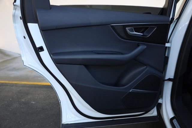 2021 Audi Q7 Premium Plus - 23017387 - 18