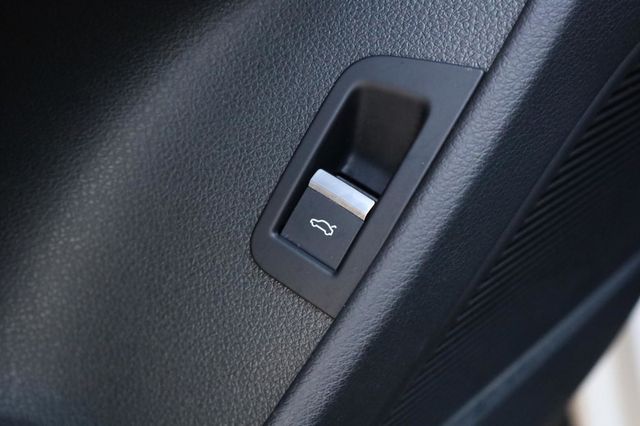 2021 Audi Q7 Premium Plus - 23017387 - 44