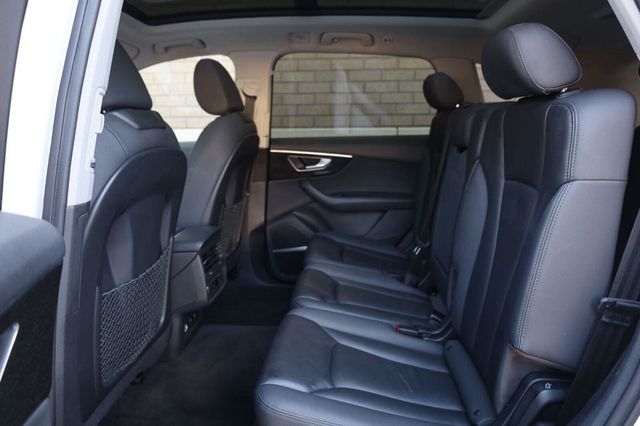 2021 Audi Q7 Premium Plus - 23075502 - 22