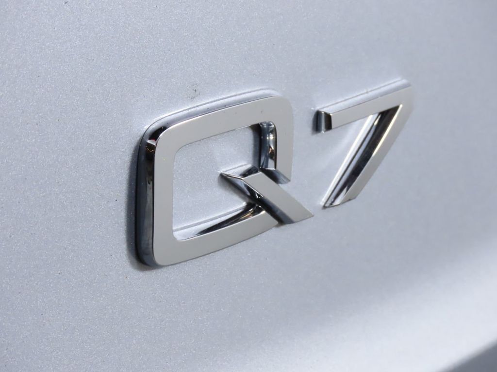 2021 Audi Q7 Premium Plus 45 TFSI quattro - 21196462 - 8