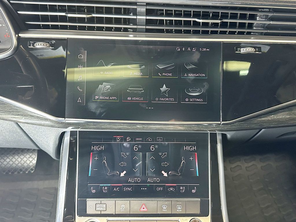 2021 Audi Q7 Premium Plus 55 TFSI quattro - 23085885 - 30