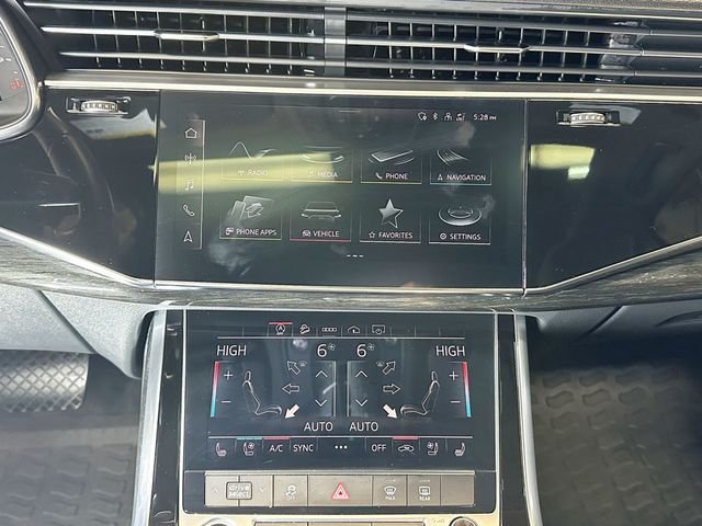2021 Audi Q7 Premium Plus 55 TFSI quattro - 23085885 - 30