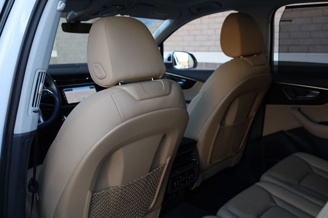 2021 Audi Q7 Premium Plus 55 TFSI quattro - 22949438 - 19